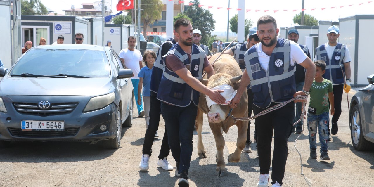 Hatay'da hüzünlü bayram