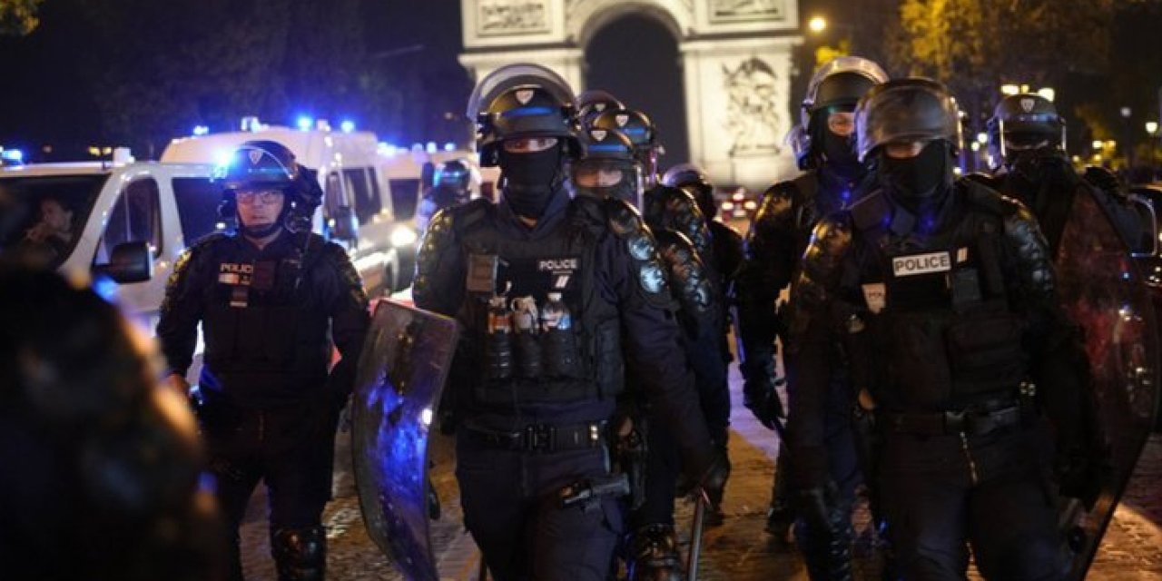 Fransa'daki protestolar devam ediyor! 45 bin kolluk kuvveti görev alacak
