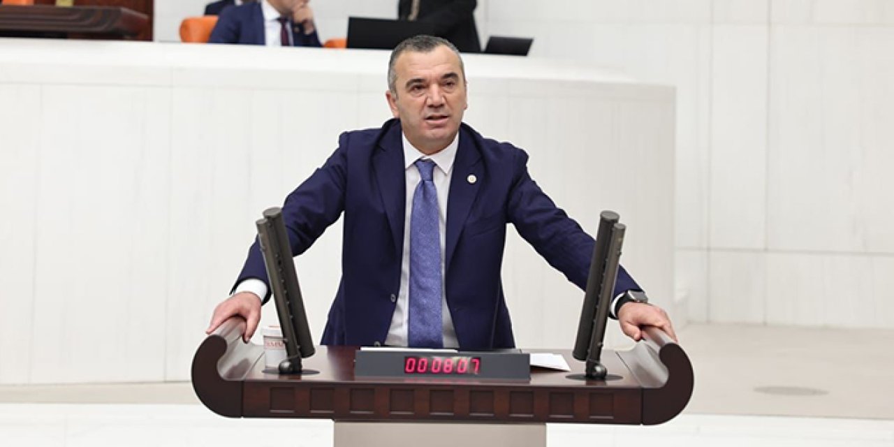 İYİ Parti Trabzon Milletvekili Yavuz Aydın emekli zammını Meclis'e taşıdı "Sonuna kadar takipçisi olacağım"