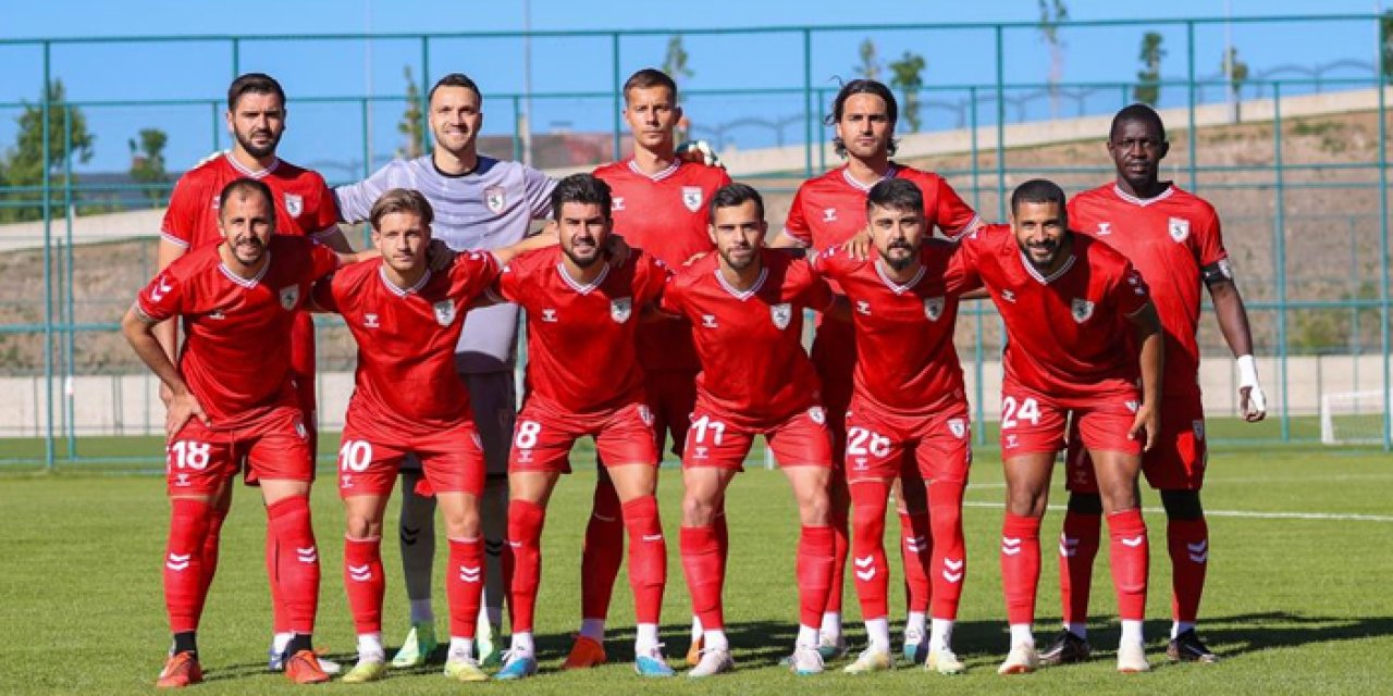 Samsunspor'da 17 futbolcu kendisine kulüp arıyor