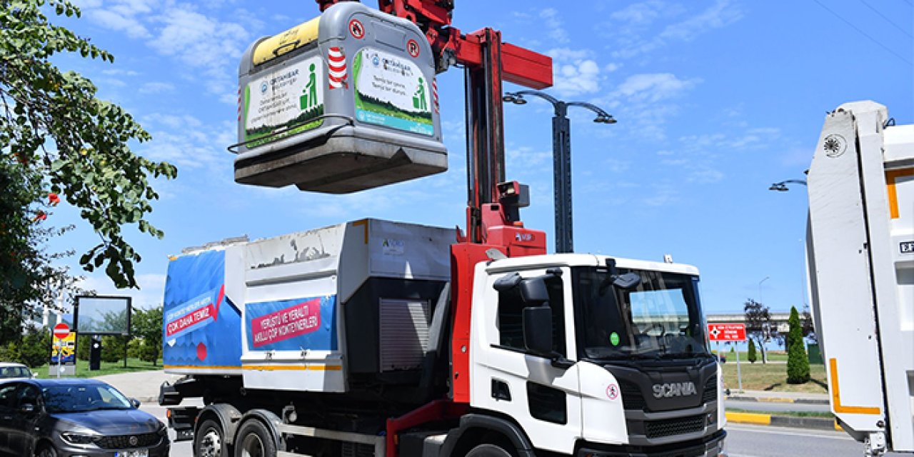 Trabzon'da çöp konteynerleri temizlendi