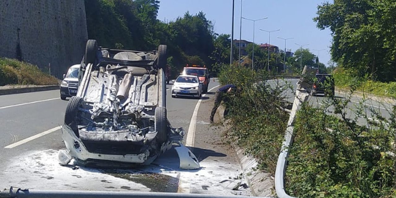 Trabzon’da trafik kazası! Araç takla attı