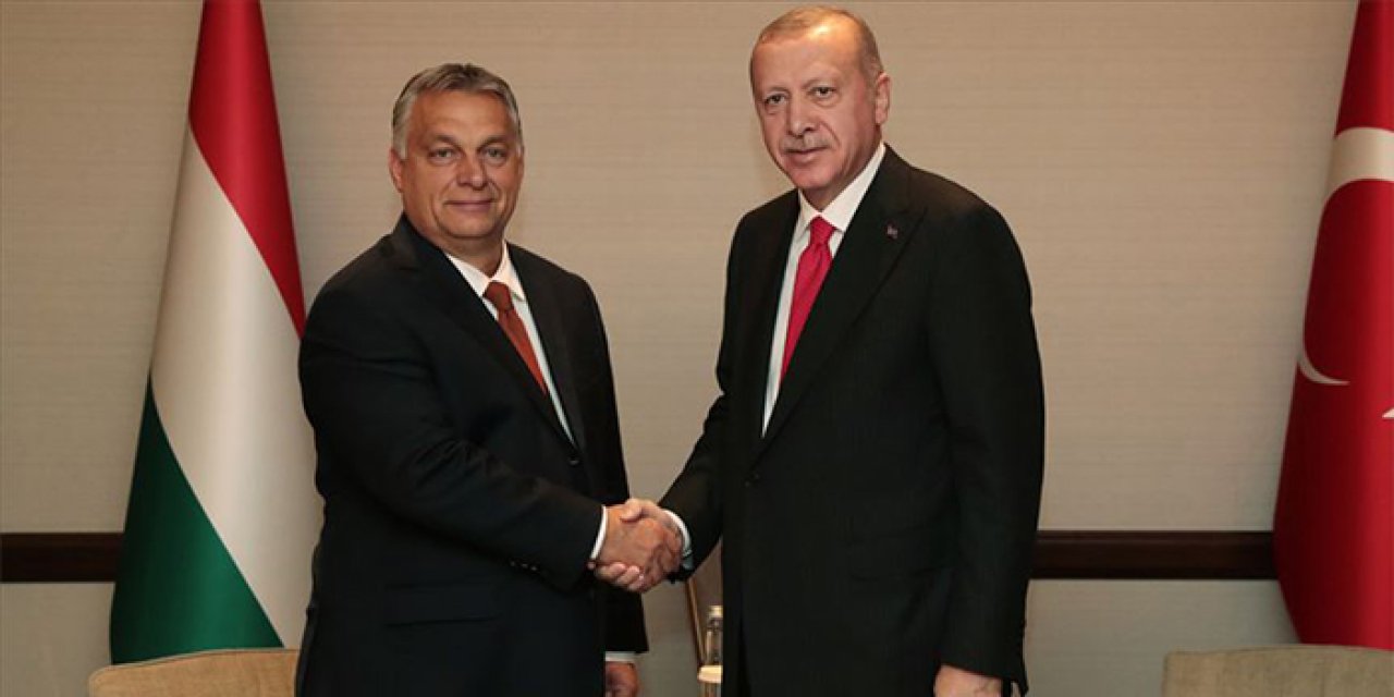 Cumhurbaşkanı Erdoğan, ziyaret ettiği Macaristan Başbakanı Orban ile görüştü