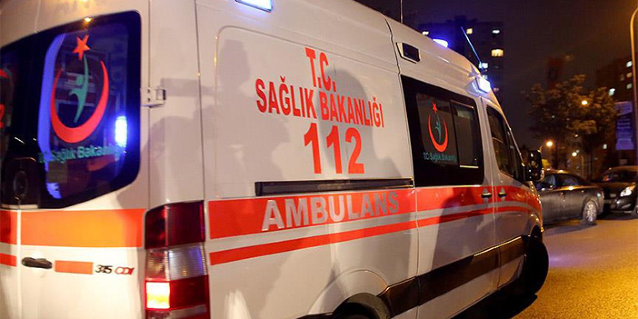 Erzurum'da kaza yapan aracın camından fırladı! Köprüden düşüp ağır yaralandı