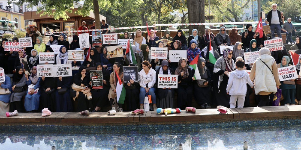 Trabzon'da kadınların Filistin eylemi devam ediyor