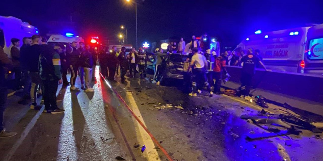 Kocaeli'de feci kaza: 2 ölü, 7 yaralı