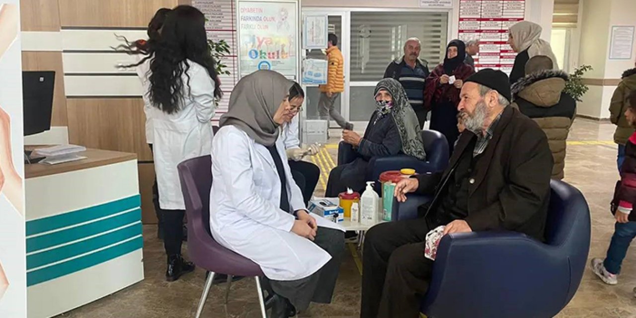Bayburt'ta vatandaşlar diyabet hastalığı hakkında bilgilendirildi
