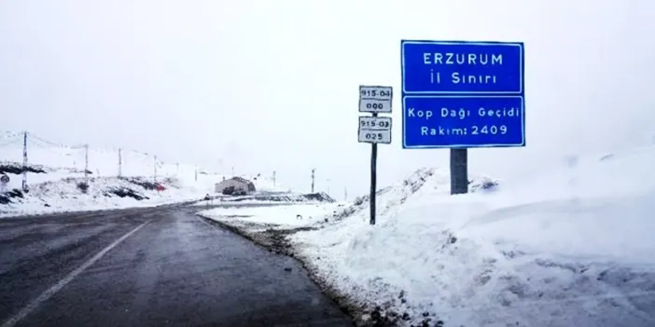Kop dağı geçidinde kontrollü ulaşım! Bayburt ve Erzurum'u bağlıyor