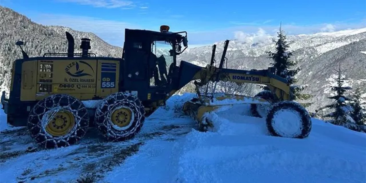 Doğu Karadeniz'de kar etkili oldu! 367 köy yolu ulaşıma kapandı