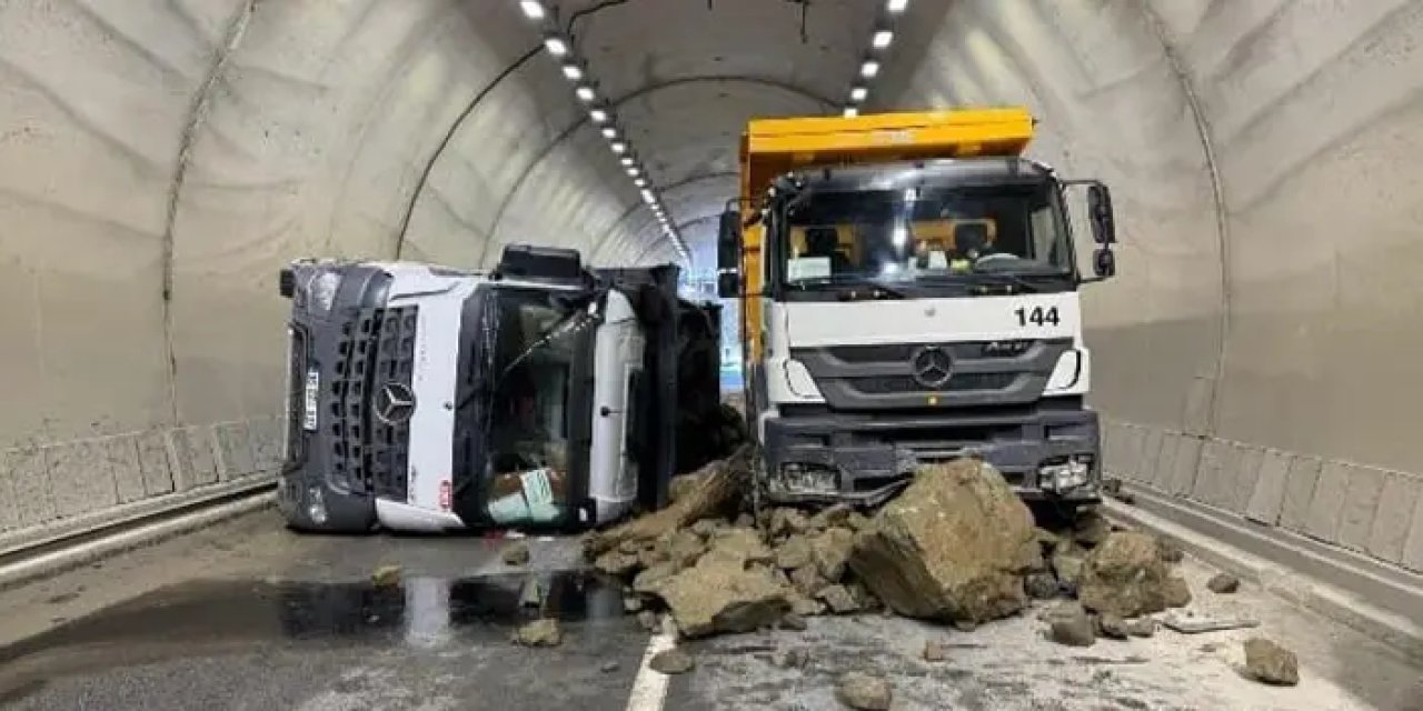 Rize'de hafriyat kamyonu devrildi! Sürücü yaralandı