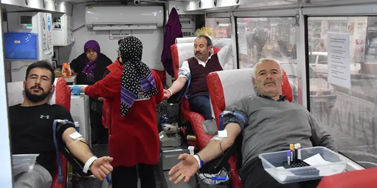 Gümüşhane'de kan bağışı kampanyası yapıldı