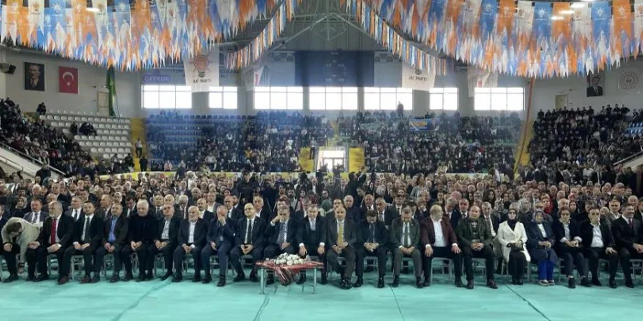 AK Parti Rize'de 11 ilçe ve 6 belde belediye başkan adayı açıklandı