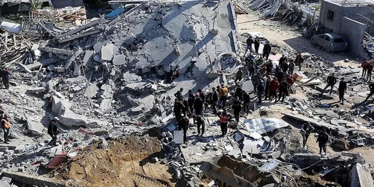 İsrail 135 gündür Gazze Şeridi'ni bombalıyor