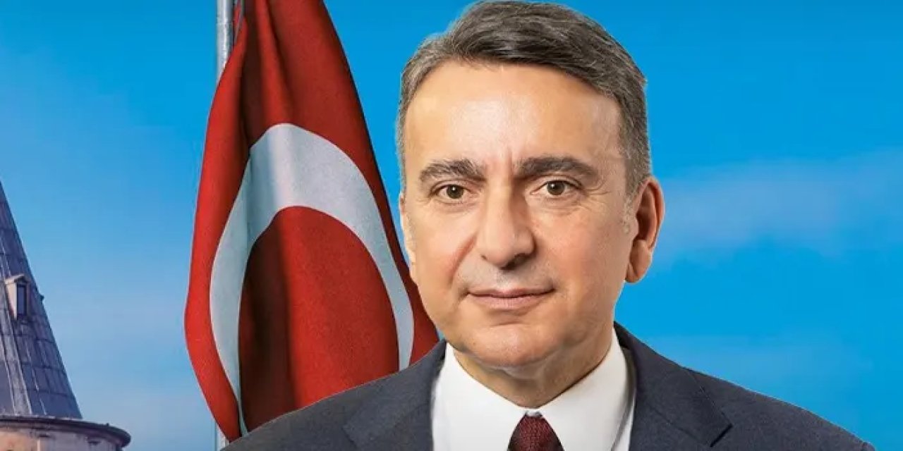 Zafer Partisi İBB Başkan Adayı Azmi Karamahmutoğlu kimdir? Trabzon'un neresinden, ne iş yapıyor?