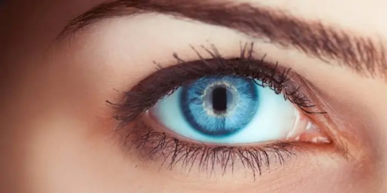 Göz seğirmesi nedir? Sağ ve sol göz seğirmesi neden olur?