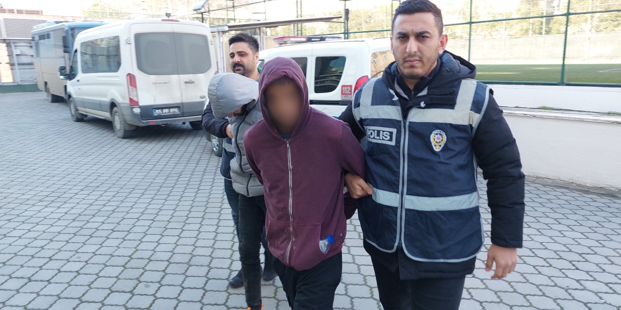 Samsun'da  inşaattan malzeme çalan 2 kişi yakalandı