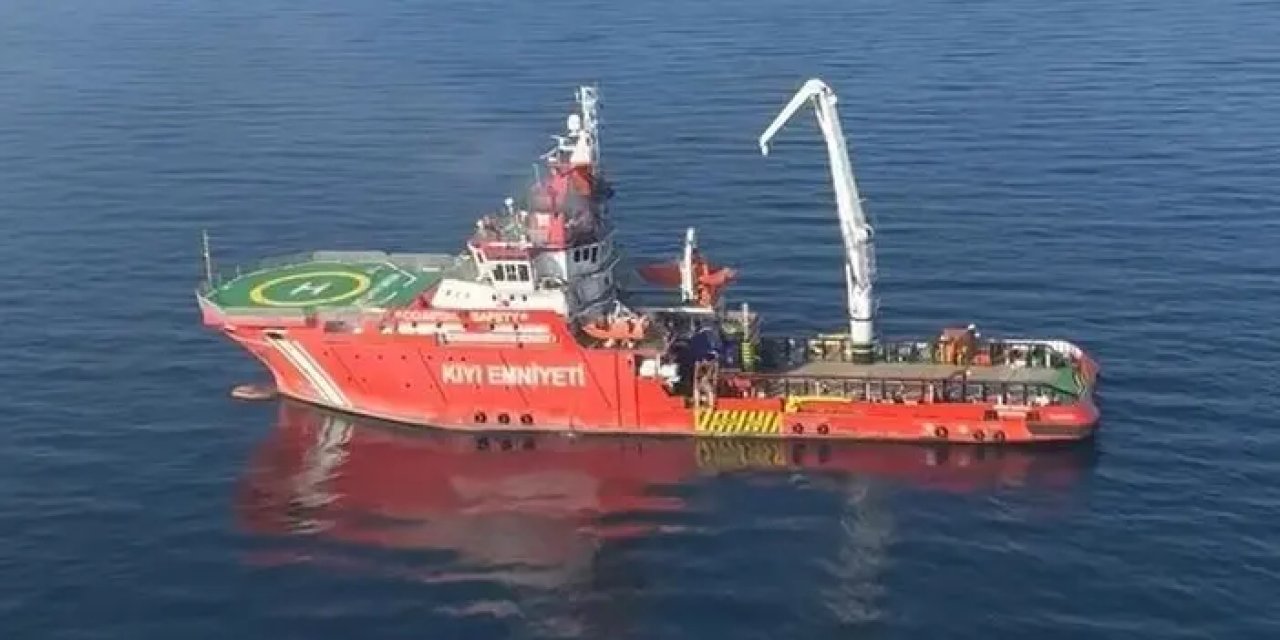 Marmara Denizi'nde batan geminin mürettebatını arama çalışmaları sürüyor