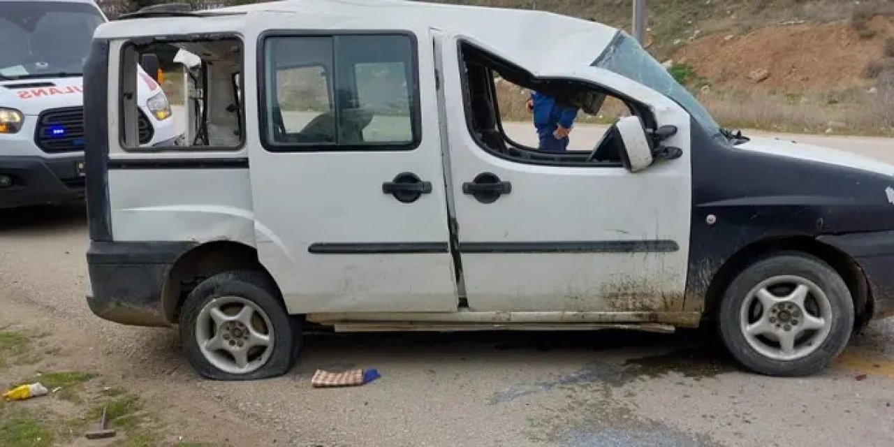 Kırıkkale'de ticari araç takla attı! Sürücü ağır yaralı