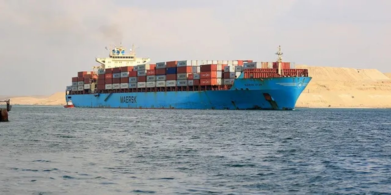 Kızıldeniz'deki Güvenlik Riskleri Nedeniyle Ticaret Gemileri Rotasını Değiştiriyor