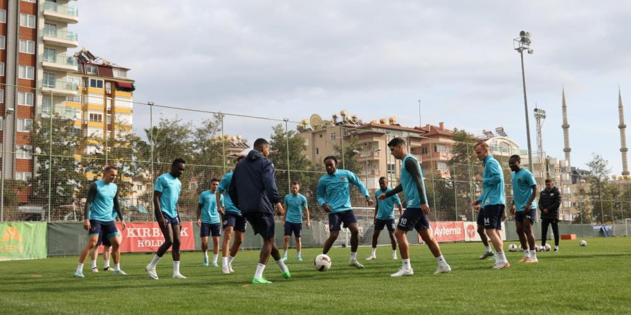 Trabzonspor ile karşılaşacak Alanyaspor'da hazırlıklar tamam