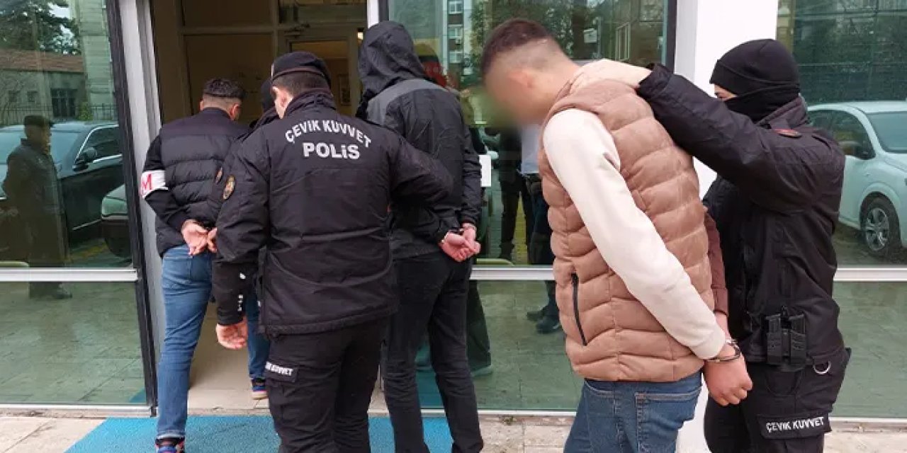 Samsun'da otel odasına uyuşturucu operasyonu! 4 kişi yakalandı