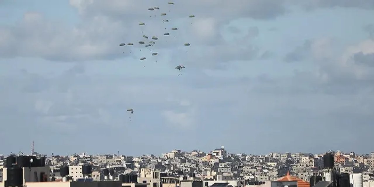 Gazze'de Paraşütsüz Düşen Yardım Paketleri Trajedisi