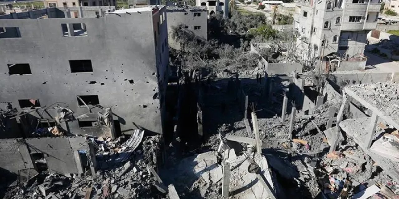 Gazze Şeridi'ndeki İnsani Felaket Derinleşiyor: Can Kaybı 32 Bin Sınırında