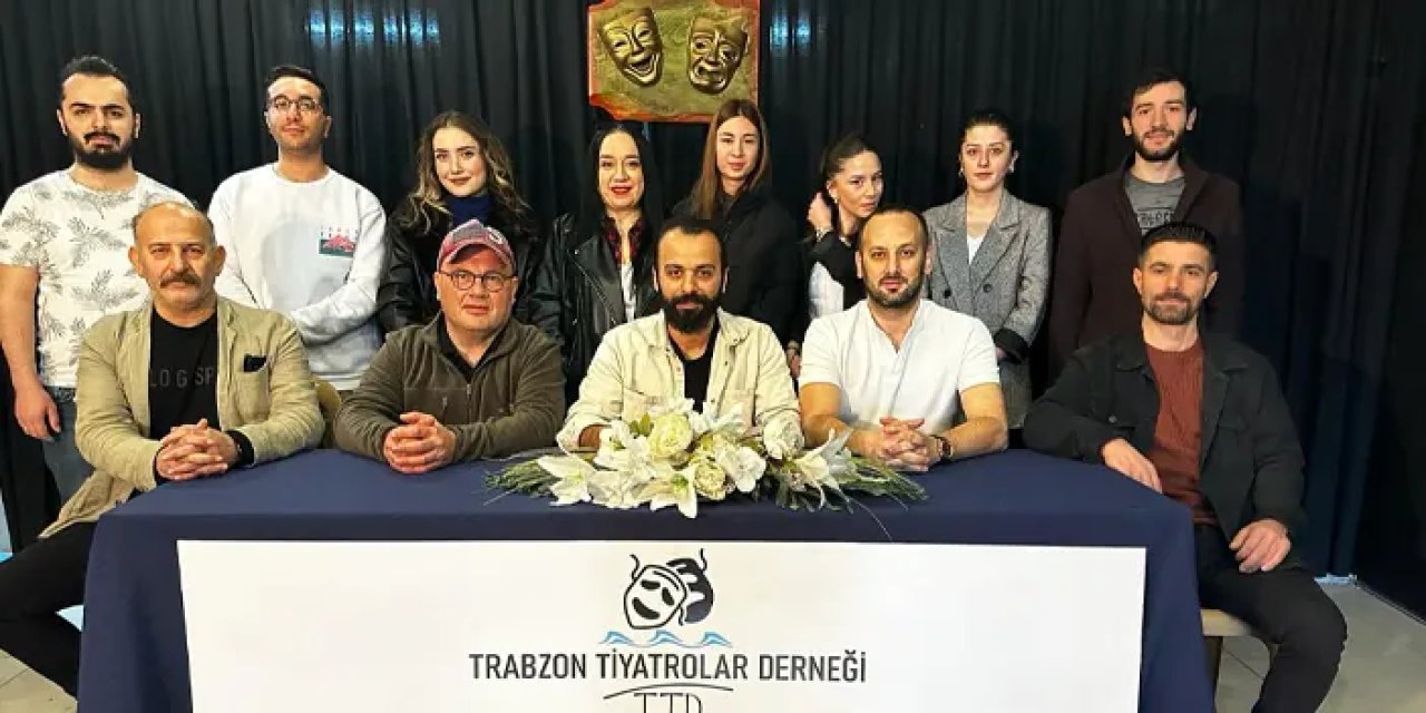 Trabzon tiyatro rüzgarı! 27 Mart Dünya Tiyatro Günü'nü kutladılar: Sanatın dönüşüm gücü