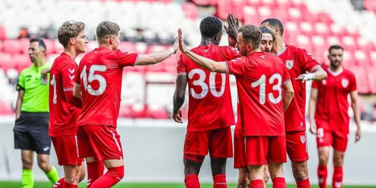 Samsunspor, Çorum FK'yı 6-1 ile geçti