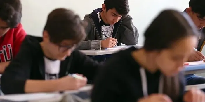 Ortak Sınavlarda Yeni Dönem: MEB'den Açık Uçlu Soru Uygulaması