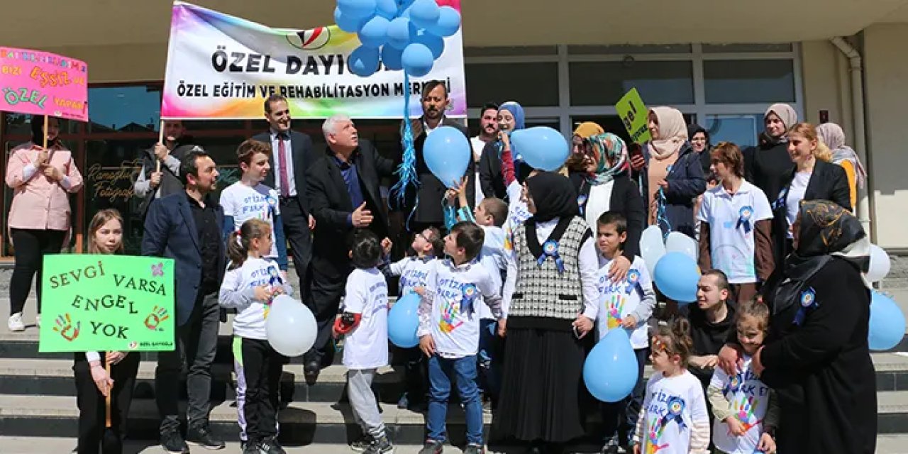 Trabzon'da "2 Nisan Dünya Otizm Farkındalık Günü" yürüyüşü