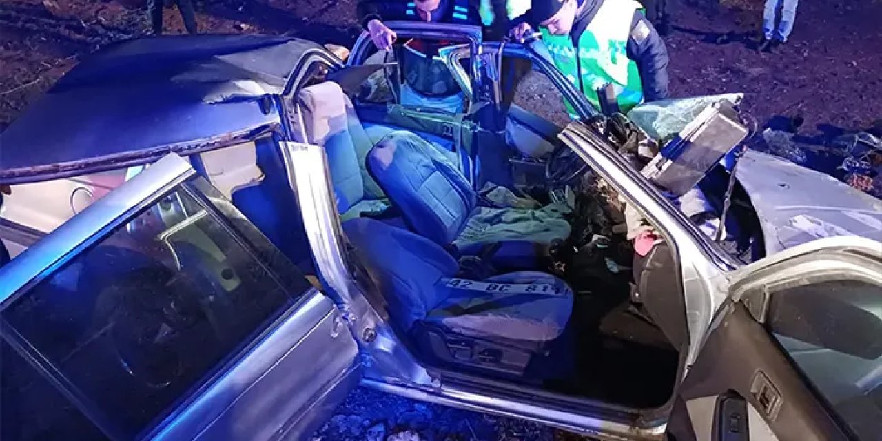 İki aracın çarpıştığı kazada hayatını kaybedenlerin sayısı 4'e çıktı