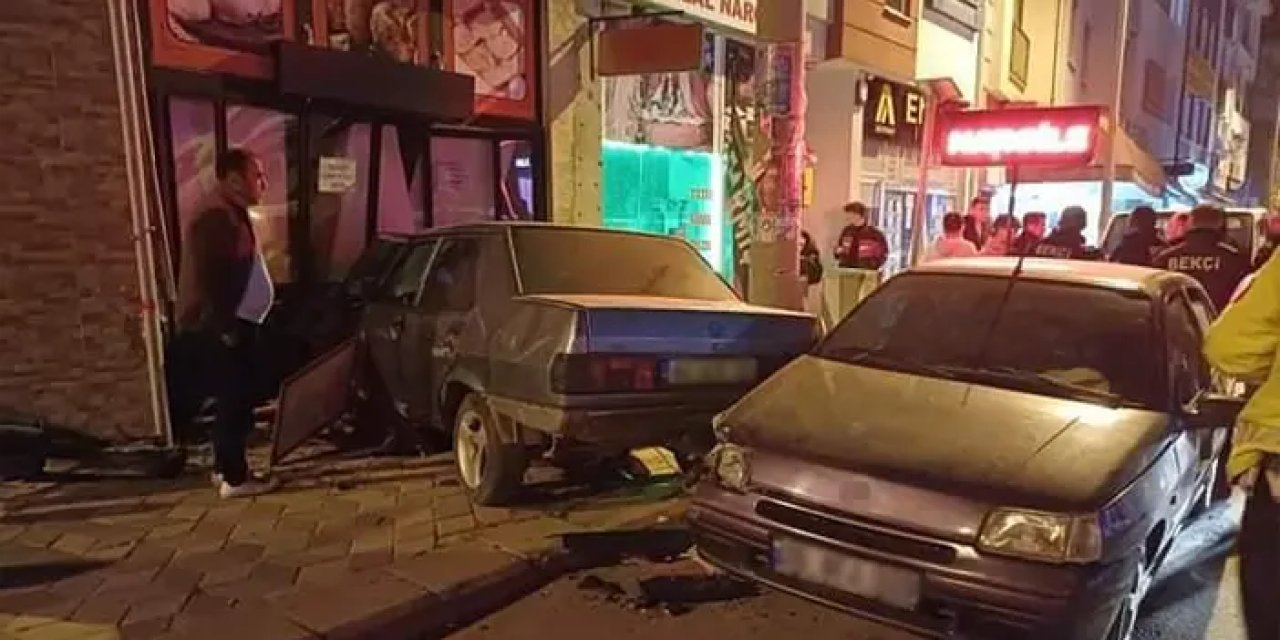 Eskişehir'de otomobil dükkana girdi! Sürücü yaralandı