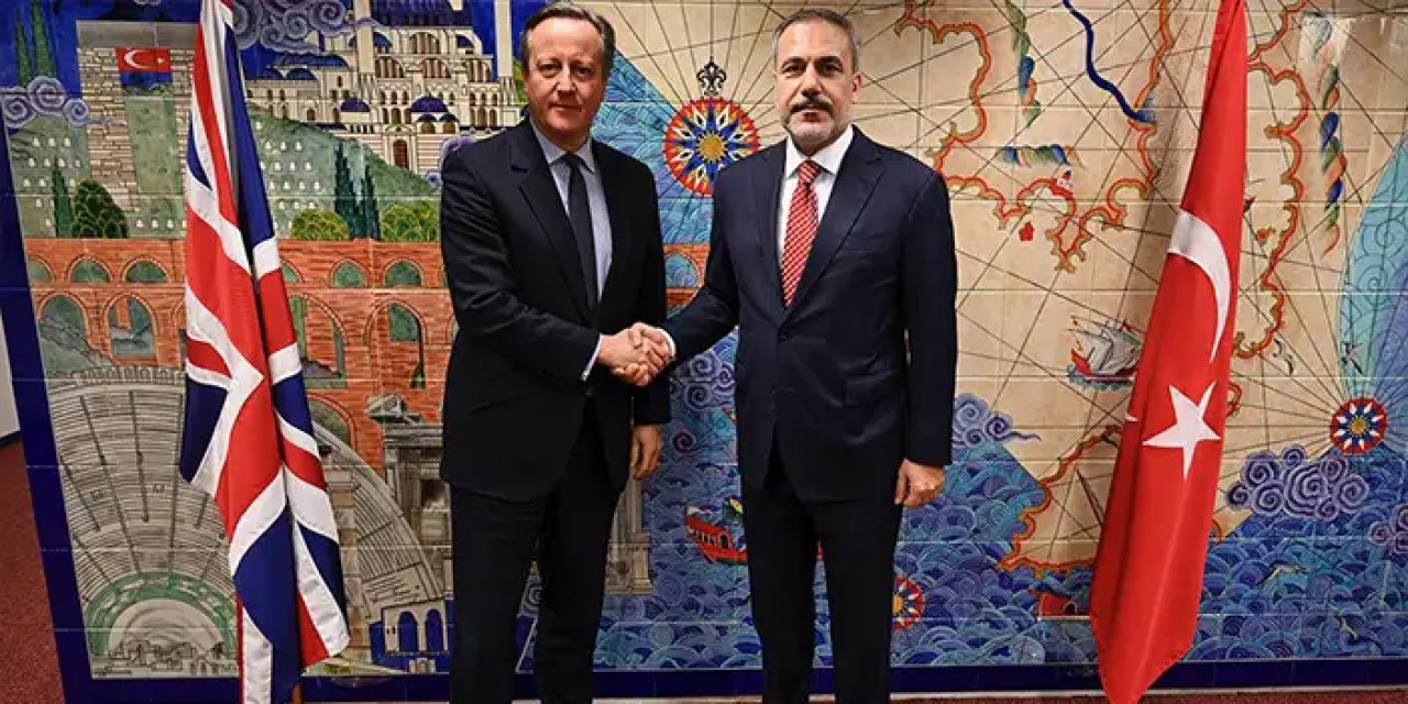 Bakan Fidan, İngiliz mevkidaşı Cameron ile görüştü