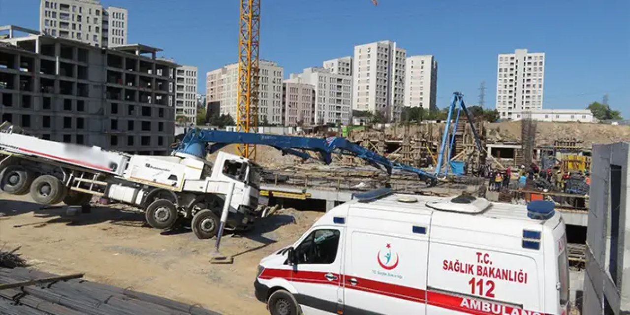 İstanbul'da beton mikseri devrildi! Pompasının çarptığı işçi hayatını kaybetti