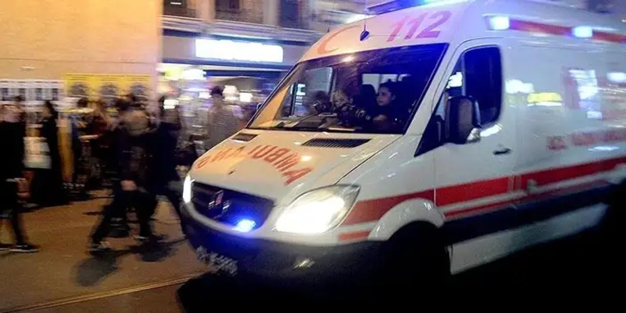 Çorum'da otomobil ile Trabzon plakalı cip çarpıştı! 6 yaralı