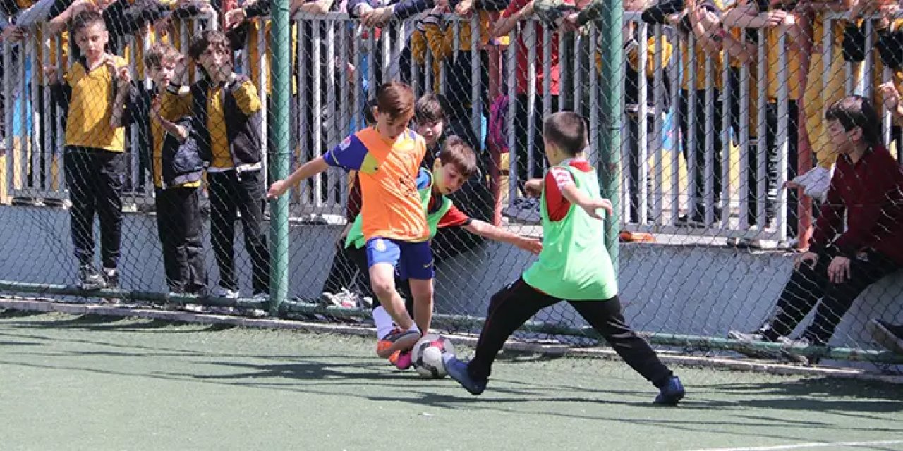 Akçaabat’ta futbol turnuvası devam ediyor