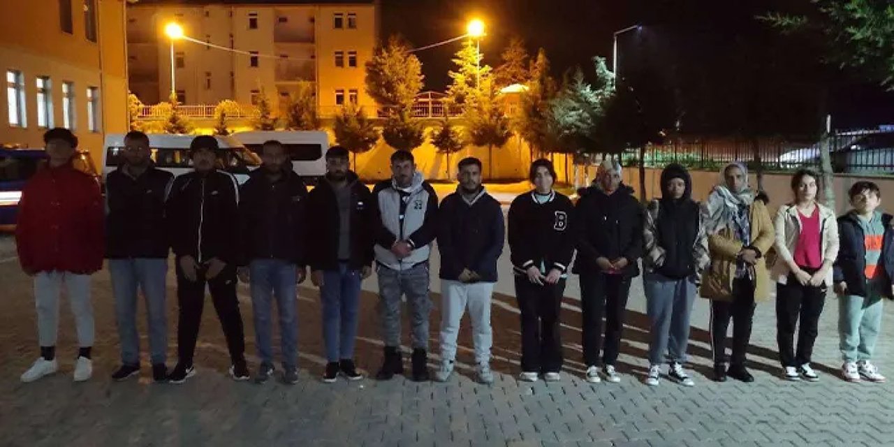 Edirne'de 13 kaçak göçmen ve 1 organizatör yakalandı