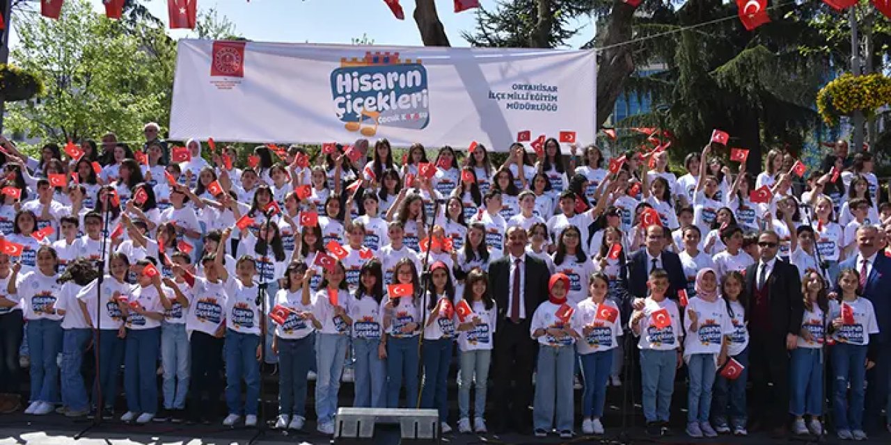 Trabzon'da çocuk korosu konser verdi