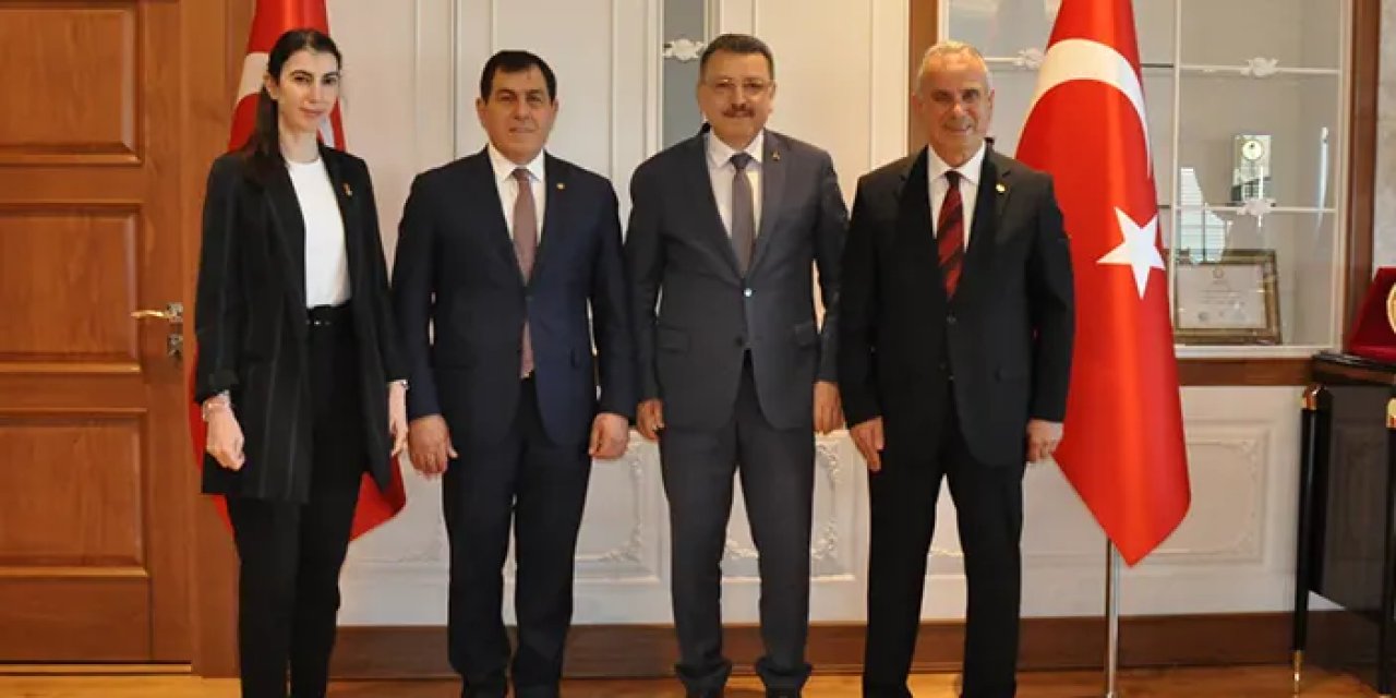 Trabzon Ticaret Borsası heyetinden Başkan Ahmet Metin Genç’e ziyaret