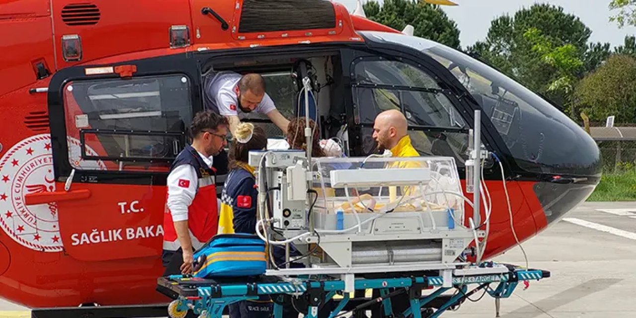 Samsun'da ambulans helikopter 8,5 haftalık doğan bebek için havalandı