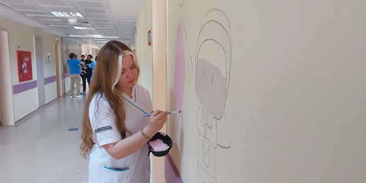 Rize'de stajyer ebenin çizimleri hasta çocukları mutlu ediyor