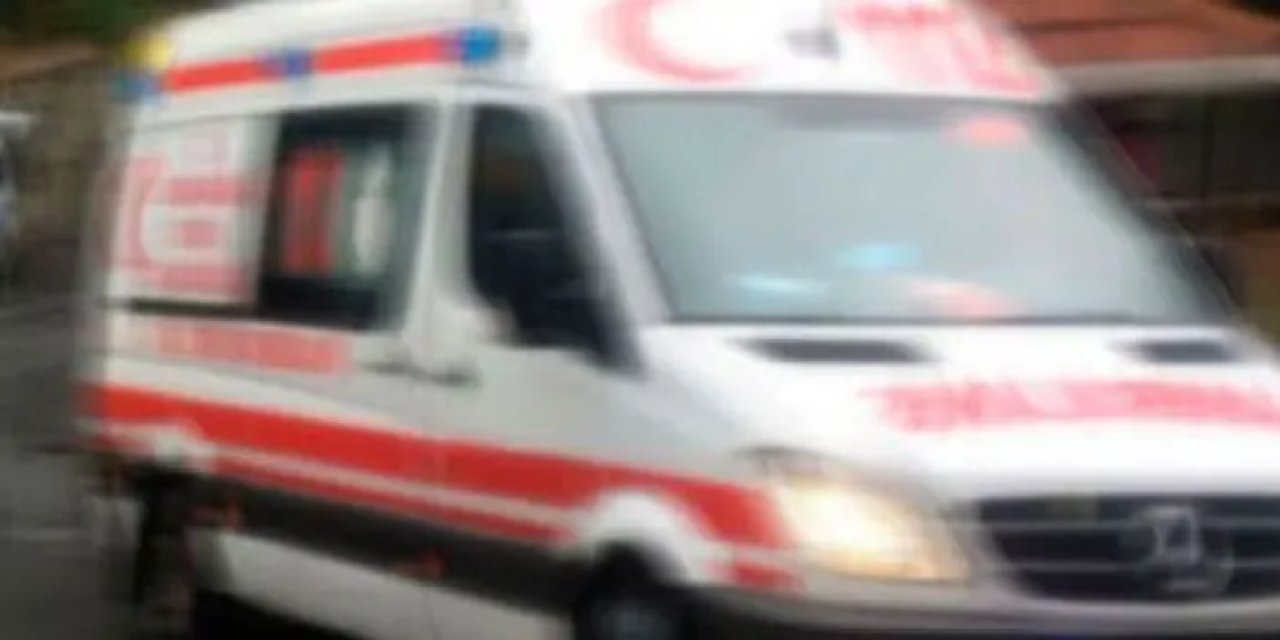 Antalya'da kamyonet yayaya çarptı! 1 kişi yaralandı