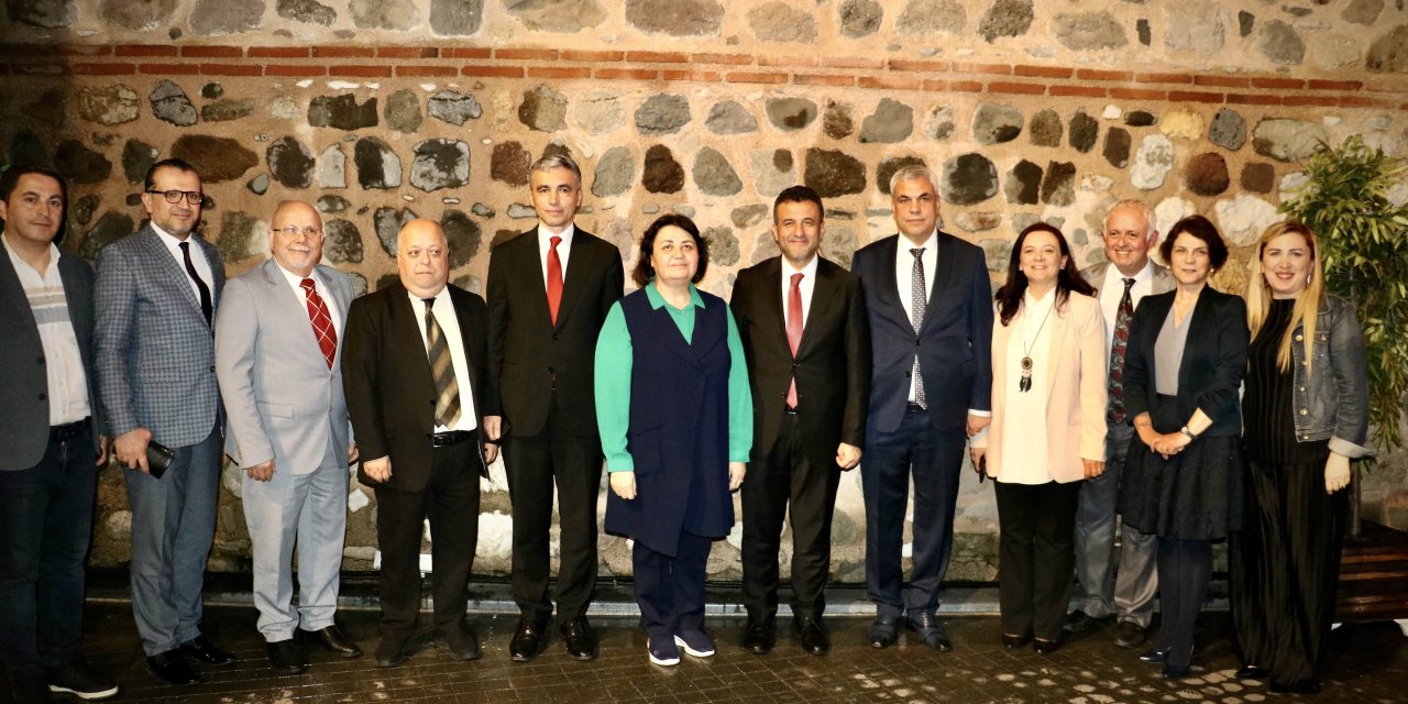 Samsun'da Başkan Doğan Mübadele Derneği üyeleriyle buluştu
