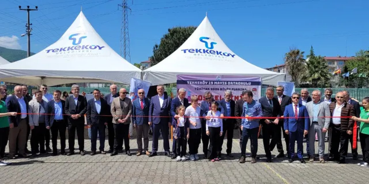 Samsun'da 19 Mayıs Ortaokulu'nda 4006 TÜBİTAK Bilim Fuarı açıldı
