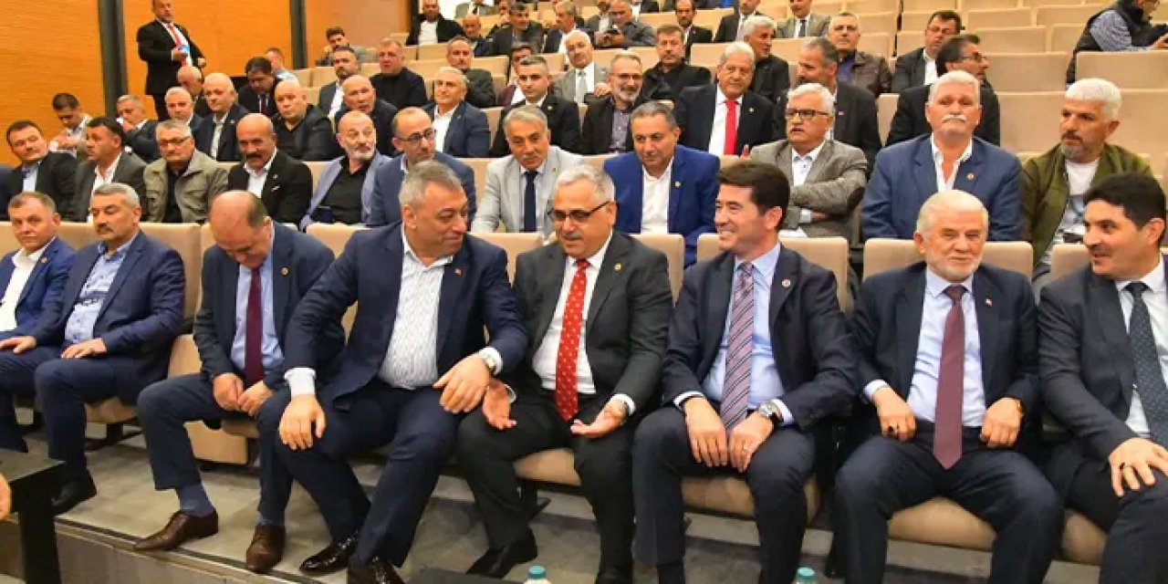 Ortahisar Belediye Başkanı Ahmet Kaya, Muhtarlar Derneği Olağan Kongresi'nde