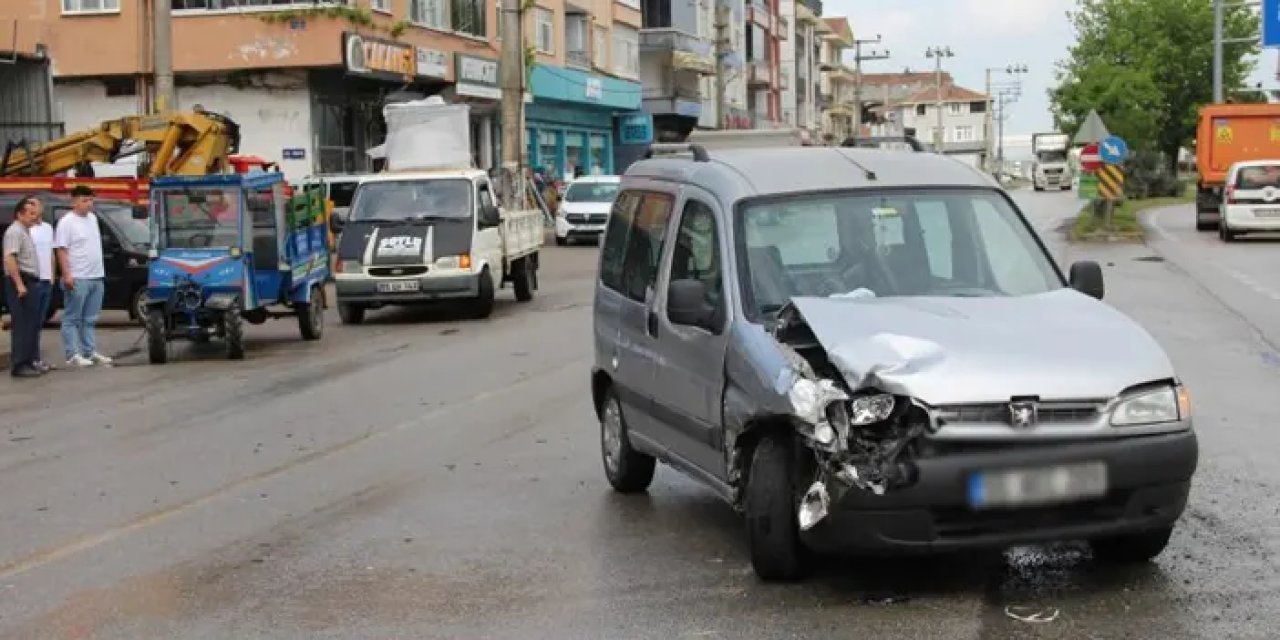 Samsun'da ticari araç patpata çarptı! 1 yaralı var