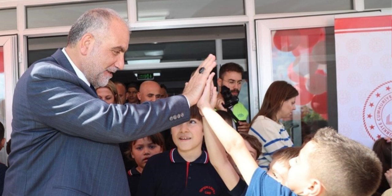 Samsun'da Başkan Sandıkçı açıkladı! “Öğrencilerimize yıllık 28 milyon TL destek sağlıyoruz”