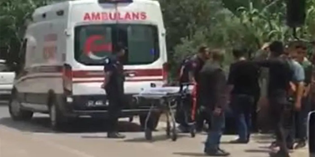 Antalya'da motosiklet şarampole uçtu! 2 yaralı