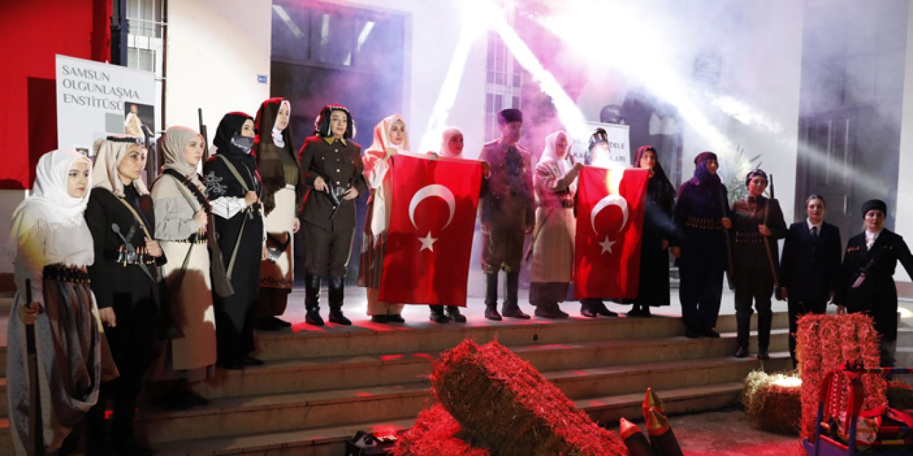 Samsun'da Milli Mücadele'nin kadın kahramanlarının kıyafetleri defilede